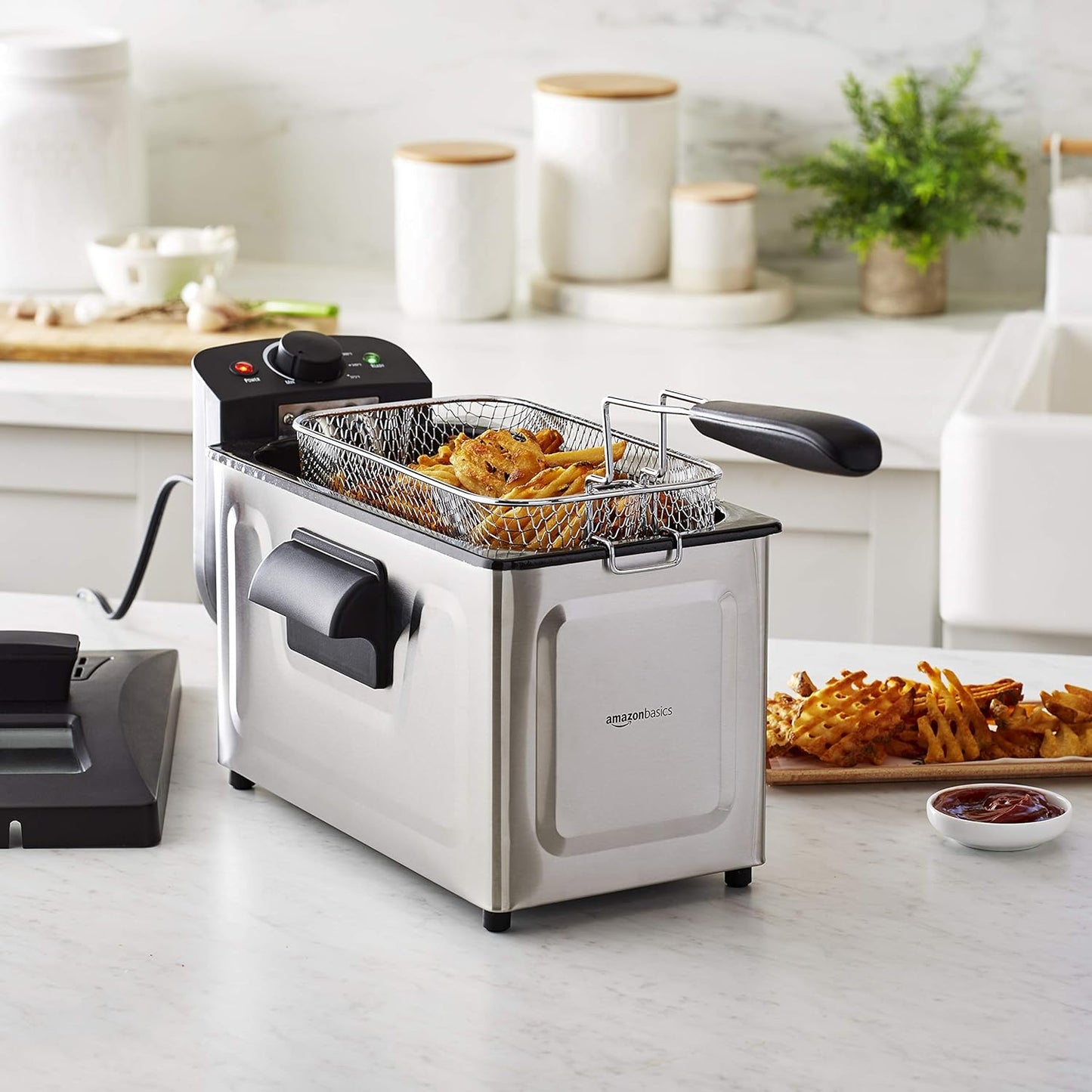Amazon Basics 3.2-Qt (3.0L) Deep Fryer with 12-Cup Oil Capacity, Adjustable Temperature, Easy Draining Basket, Stainless Steel Exterior, Viewing Window, 1500W, Black & Silver