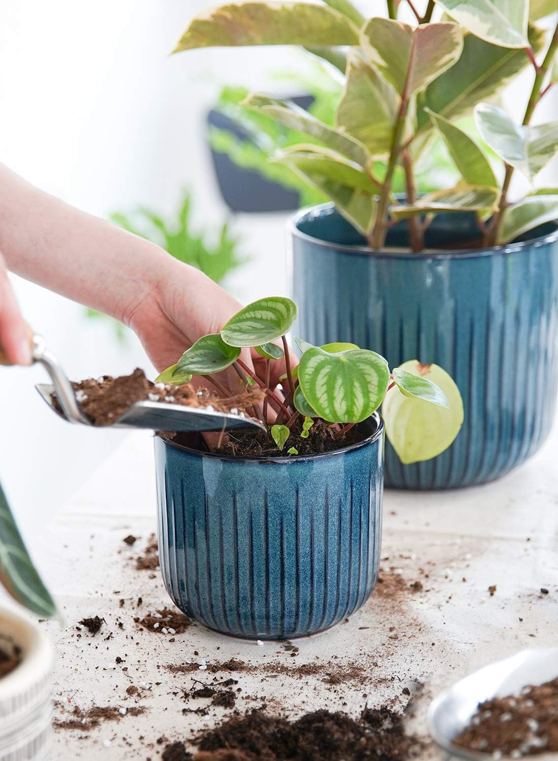 LE TAUCI Fluted Ceramic Planters Set of 3 – 8.3/7 / 5.7 in Ocean Blue Reactive Cylinder Indoor Plant Pots with Drainage Plug & Mesh, Glossy Stoneware Flower Pots for Succulents Herbs