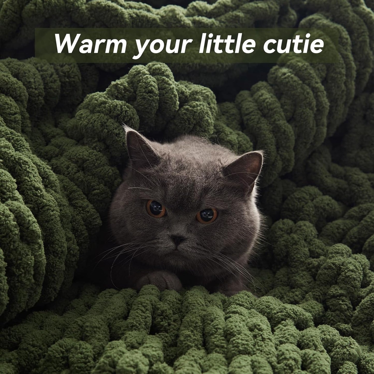 Chunky Knit Throw Blanket, 30''*40'' Knitted Throw Chenille Yarn for Bed Couch, Handmade Green Crochet Big Thick Blanket, Machine Washable Cute Comfy Blanket for Home Decor