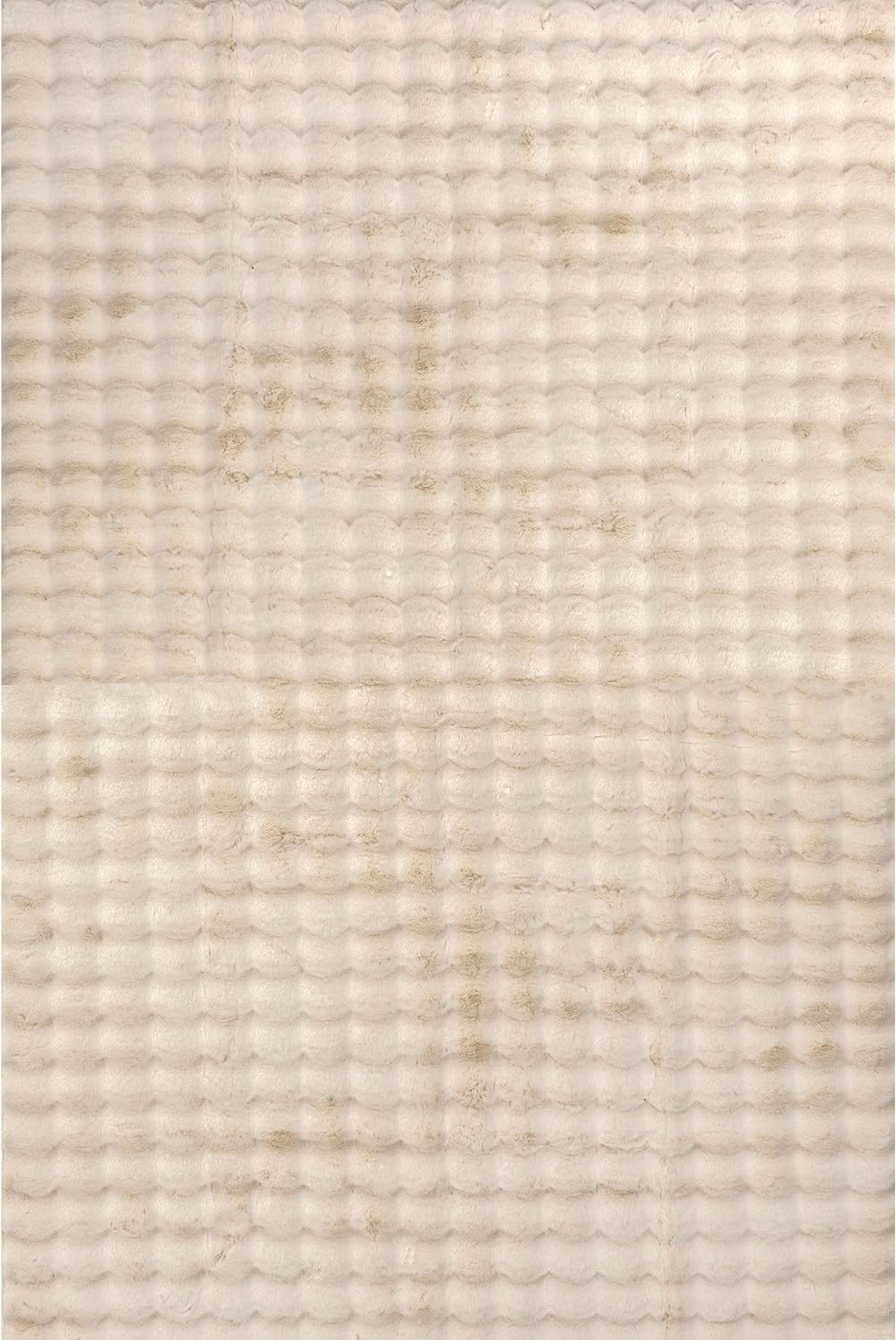 nuLOOM Jeni Solid Faux Rabbit Machine Washable Accent Rug, 3x5, Beige