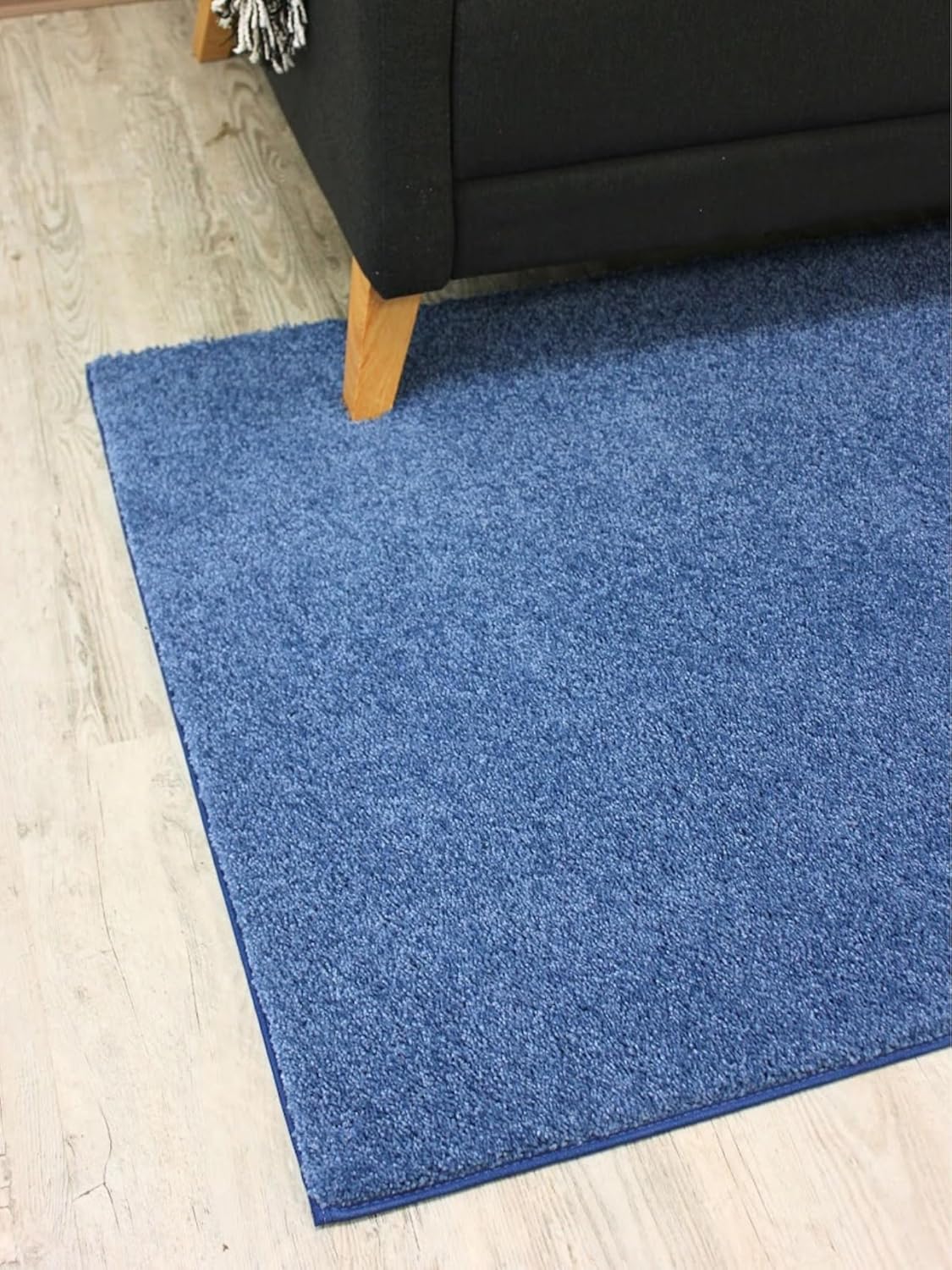 KOECKRITZ Soft and Colorful Kids Classroom Area Rugs (Passes Flammability Pill Test) Many Sizes and Bright Colors to Select from (4' Round, Royal)