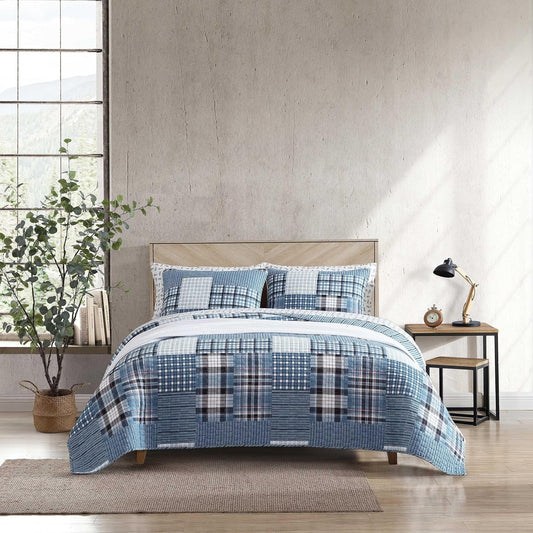 Eddie Bauer - Queen Quilt Set, Reversible Cotton Bedding with Matching Shams, Classic Floral Home Decor with Plaid Reverse (Flower Field Green, Queen)