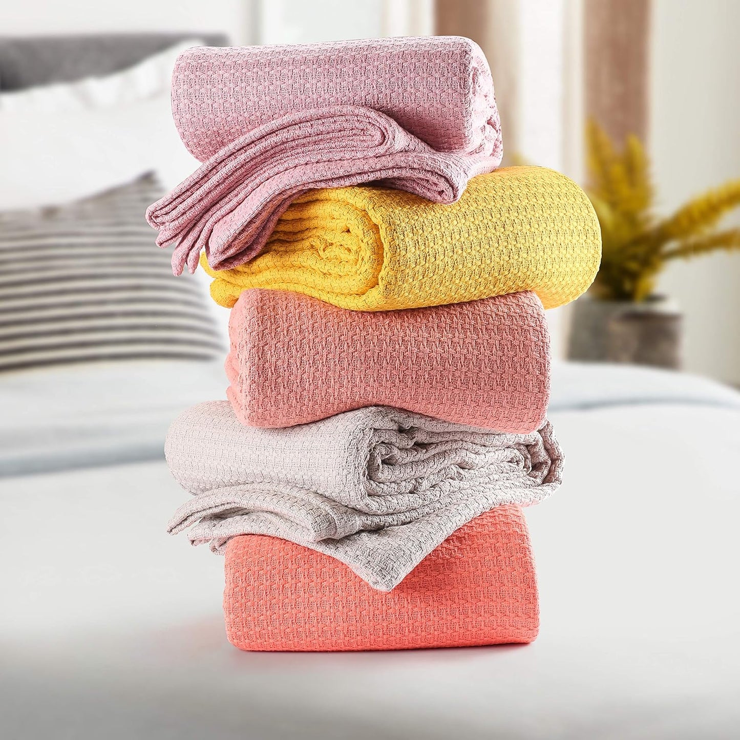 BELIZZI HOME 100 Cotton Bed Blanket, Breathable Bed Blanket Twin Size, Cotton Thermal Blankets Twin, Perfect for Layering Any Bed for All Season, Baby Pink
