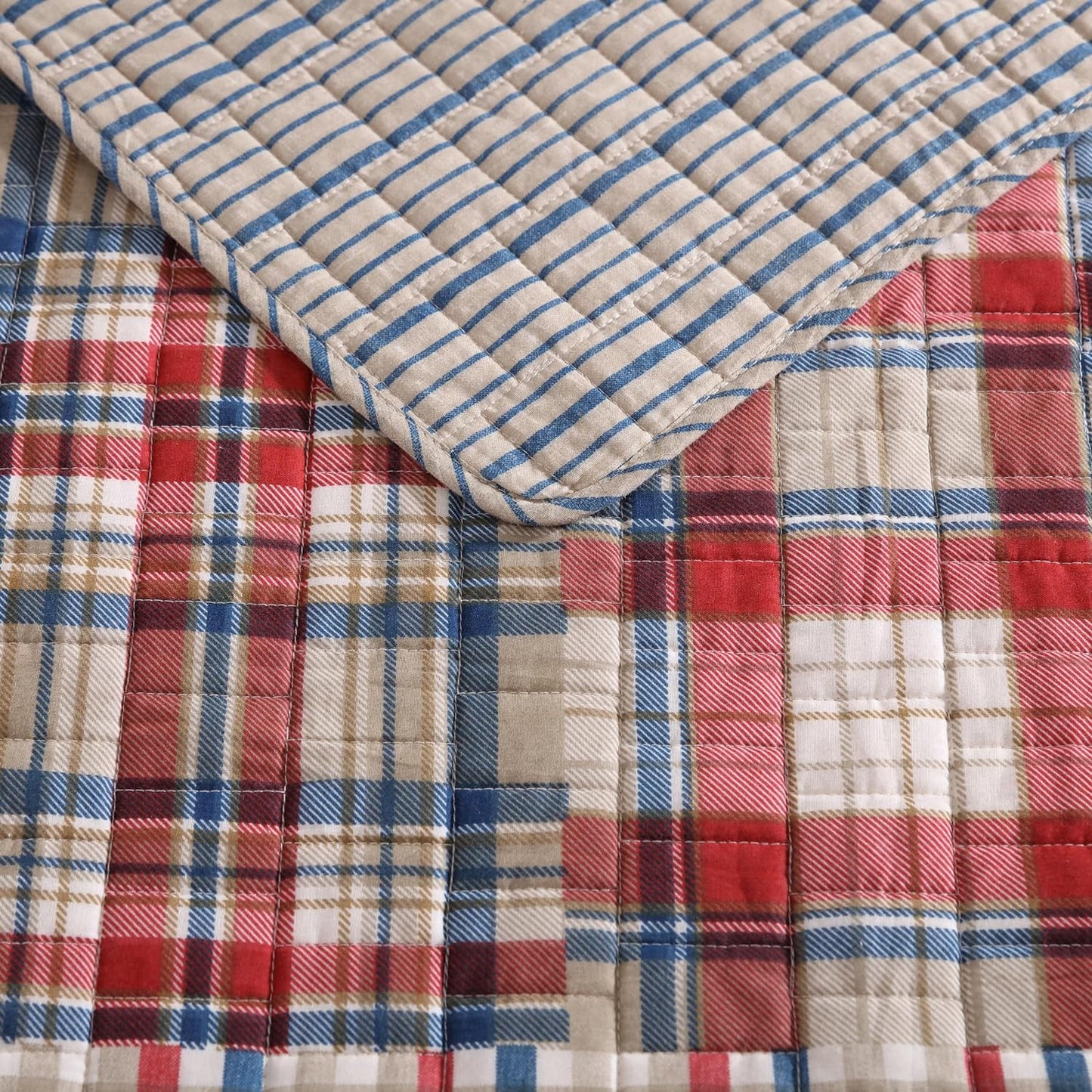 Eddie Bauer - Twin Quilt Set, Reversible Cotton Bedding with Matching Sham, Medium-Weight for Year Round Use, Dorm Essentials (Hawthorne Brown)